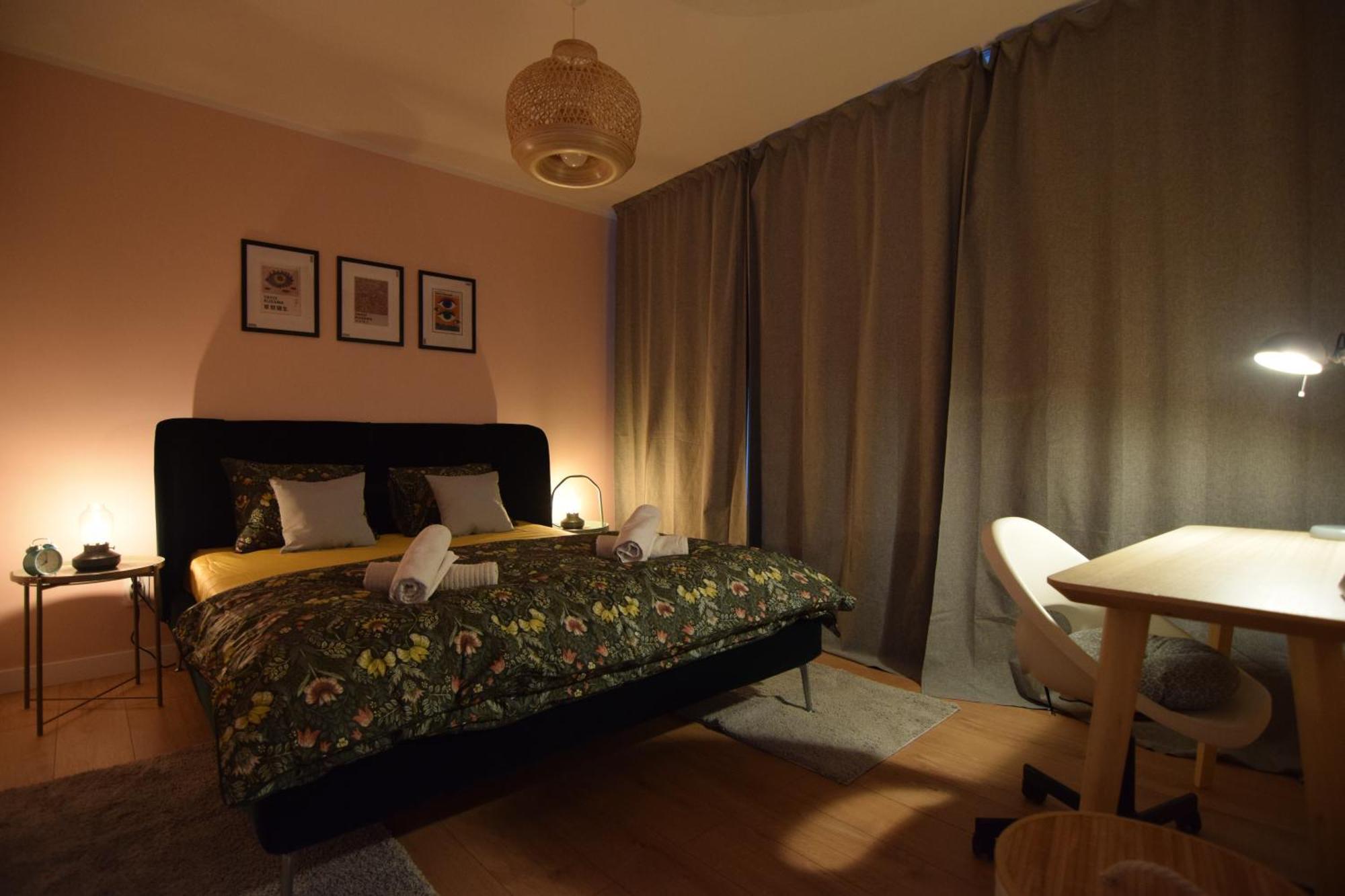 Stylish Apartment With Video Projector ブカレスト エクステリア 写真
