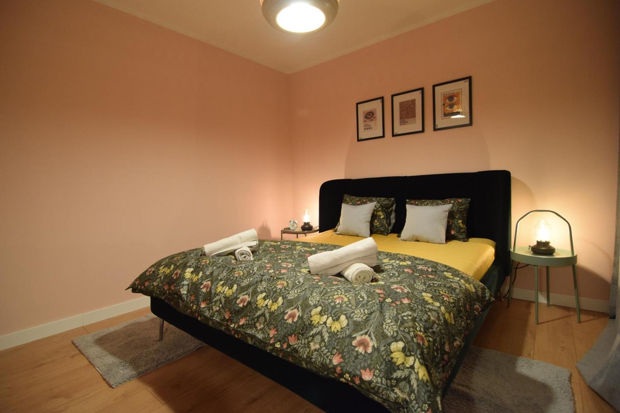 Stylish Apartment With Video Projector ブカレスト エクステリア 写真