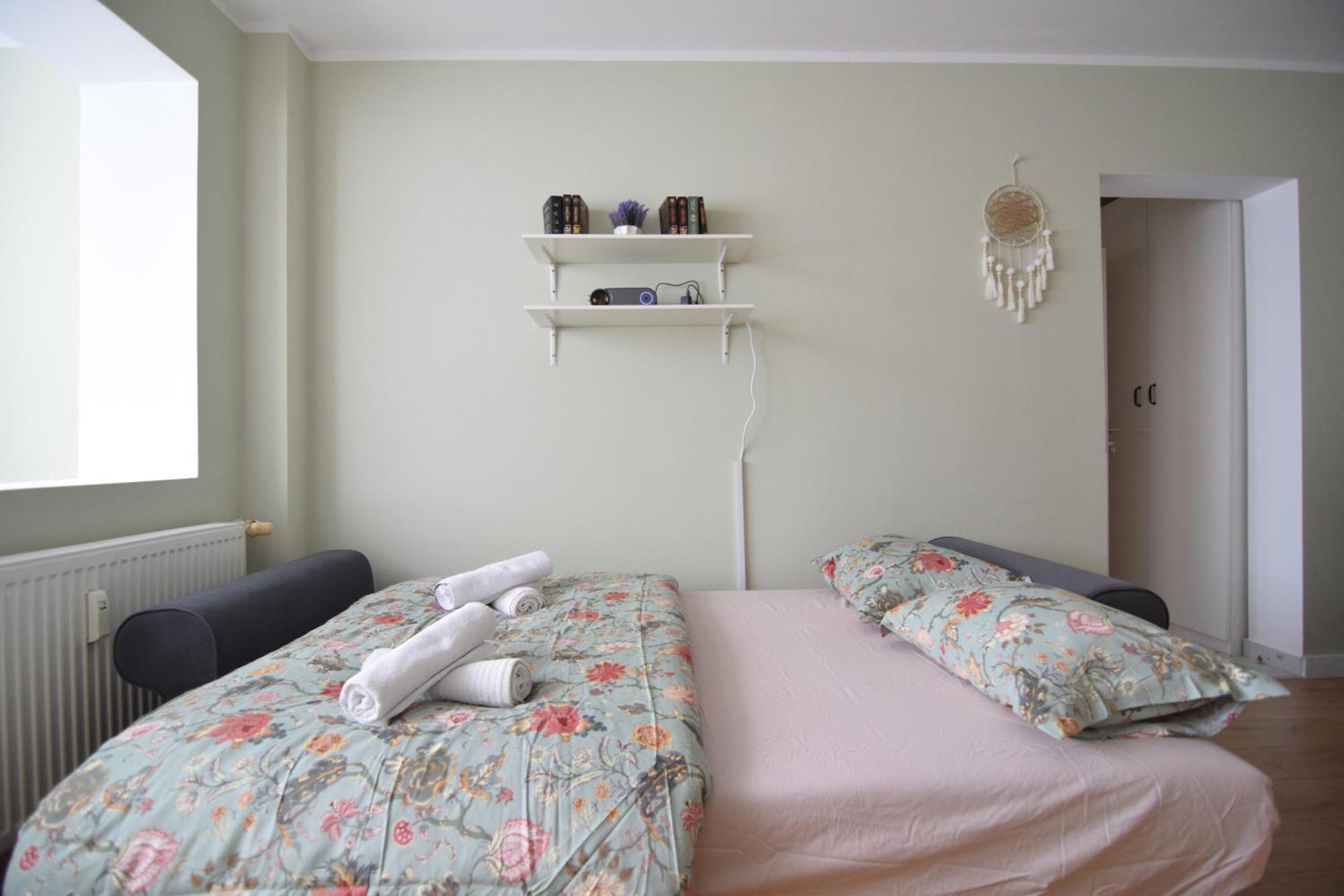 Stylish Apartment With Video Projector ブカレスト エクステリア 写真