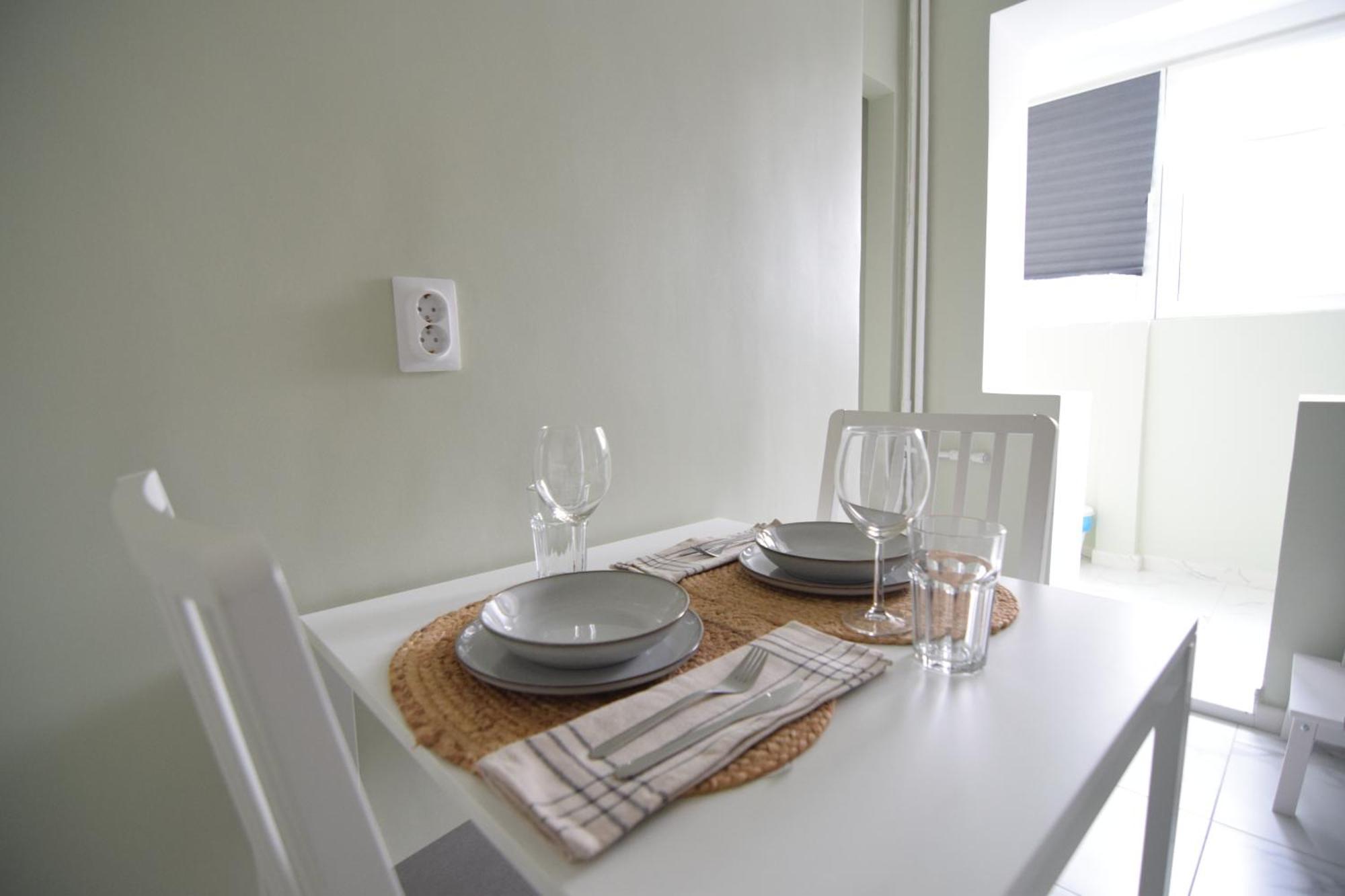 Stylish Apartment With Video Projector ブカレスト エクステリア 写真